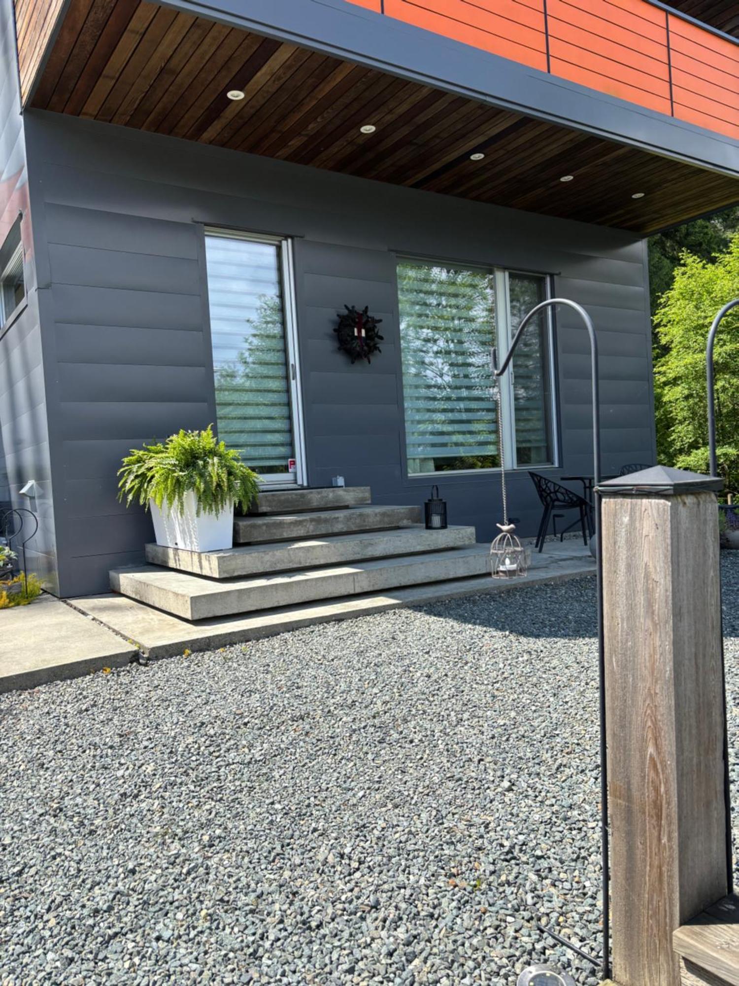 Appartamento The Cube Cowichan Bay Esterno foto